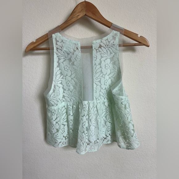 BCBGeneration Crop Top - Picture 2 of 5